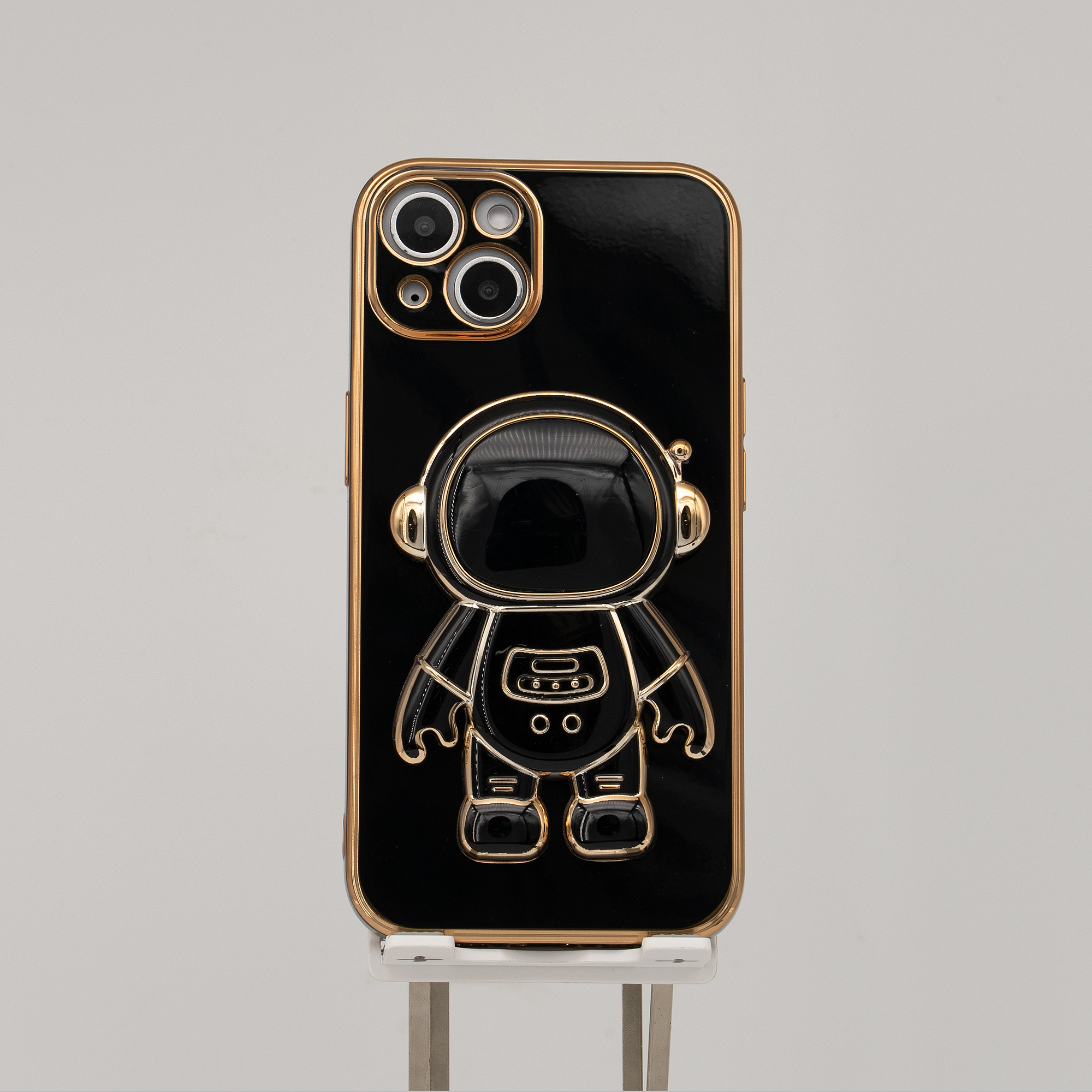 『人気TOP』宇宙飛行士の隠しスタンド付きiPhoneスマホケース｜縁メッキ加工で光沢あり|undefined
