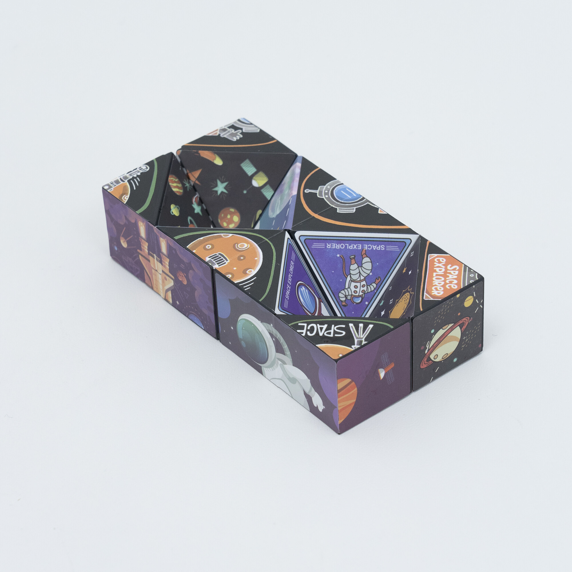 『知育おもちゃ』宇宙イラストのマジックスターキューブ｜無限に折りたたみ可能！子どもの想像力や空間認識能力を鍛える！|undefined