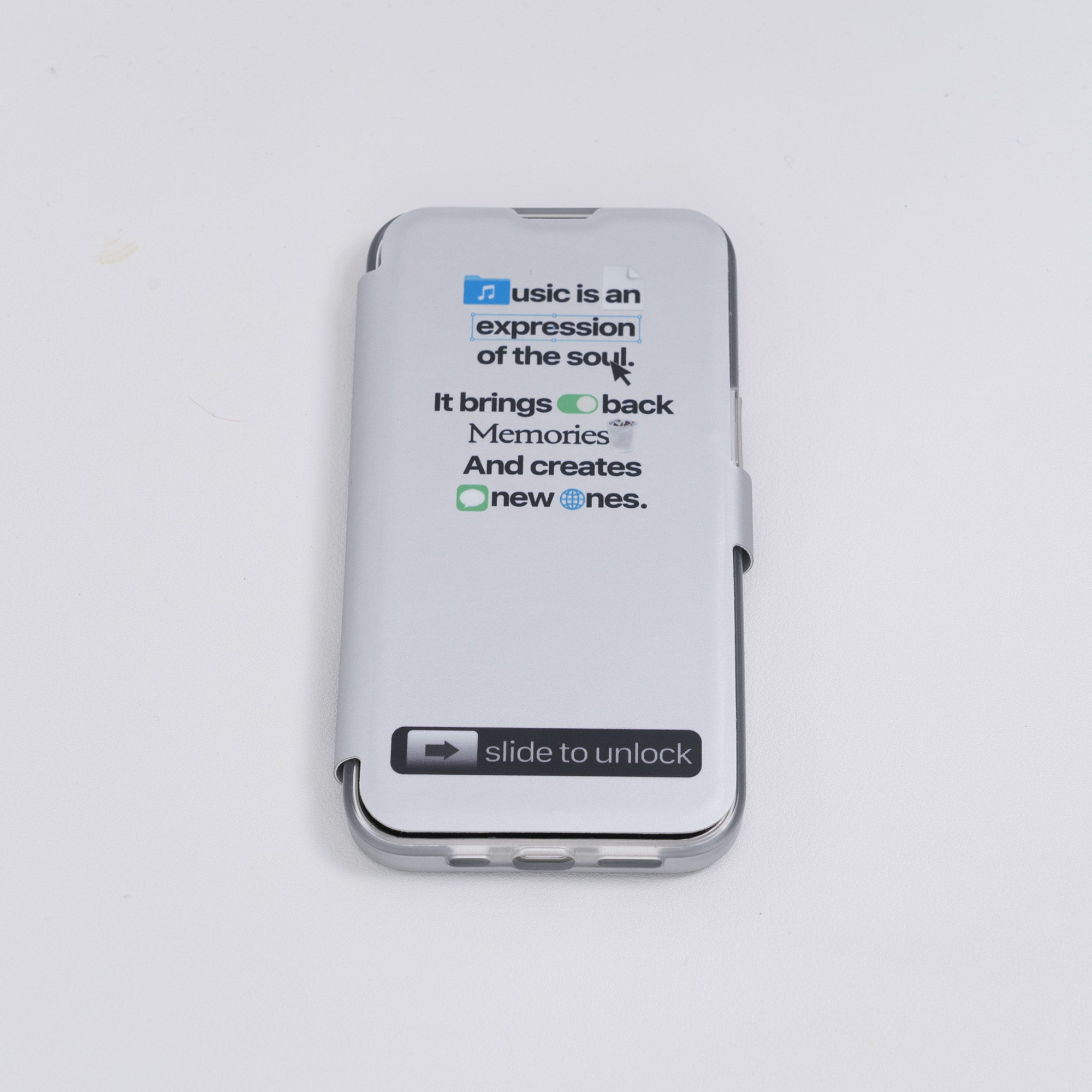 「スタイリッシュ風・オリジナルデザイン」 磁気閉鎖手帳型iPhone対応スマホケース ｜メッキ工芸で金属質感、艶消し触感|undefined