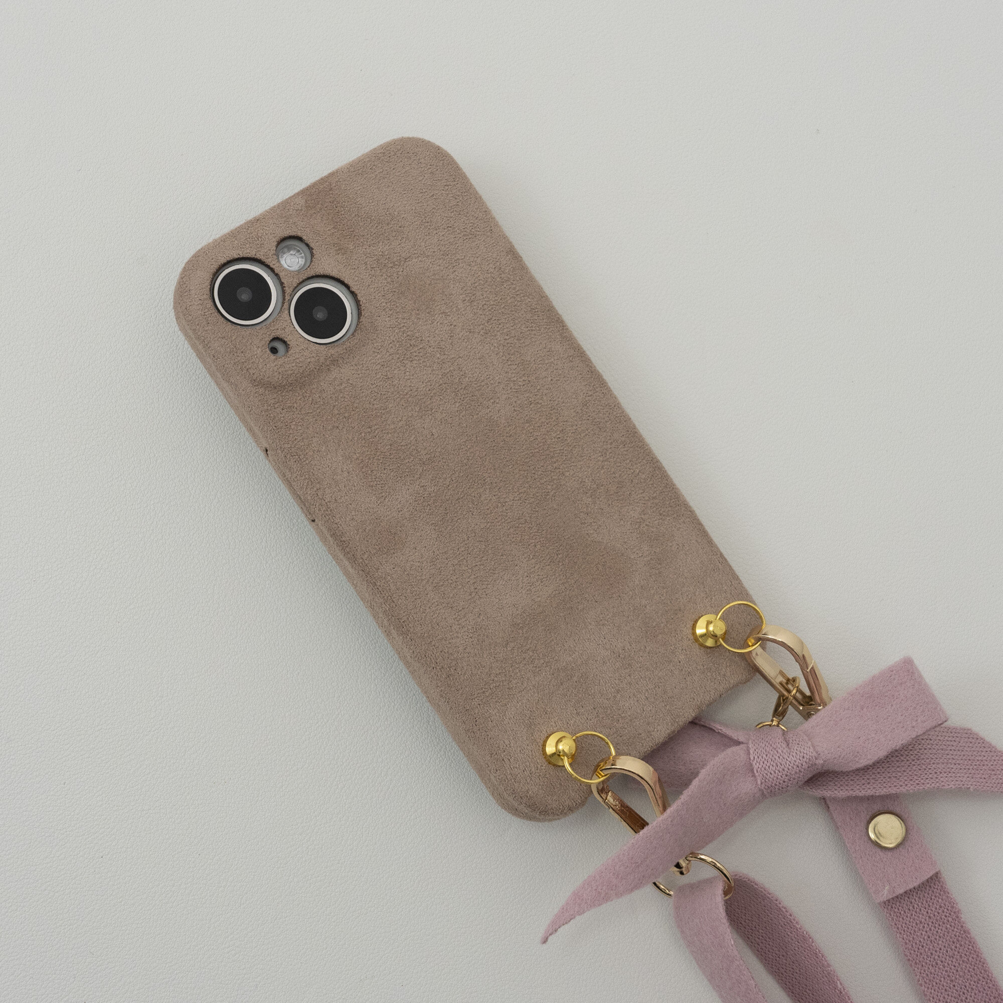 「ふわふわ感！斜めかけ可能」 iPhone対応スマホケース ｜綺麗なリボン風ストラップ付き|undefined