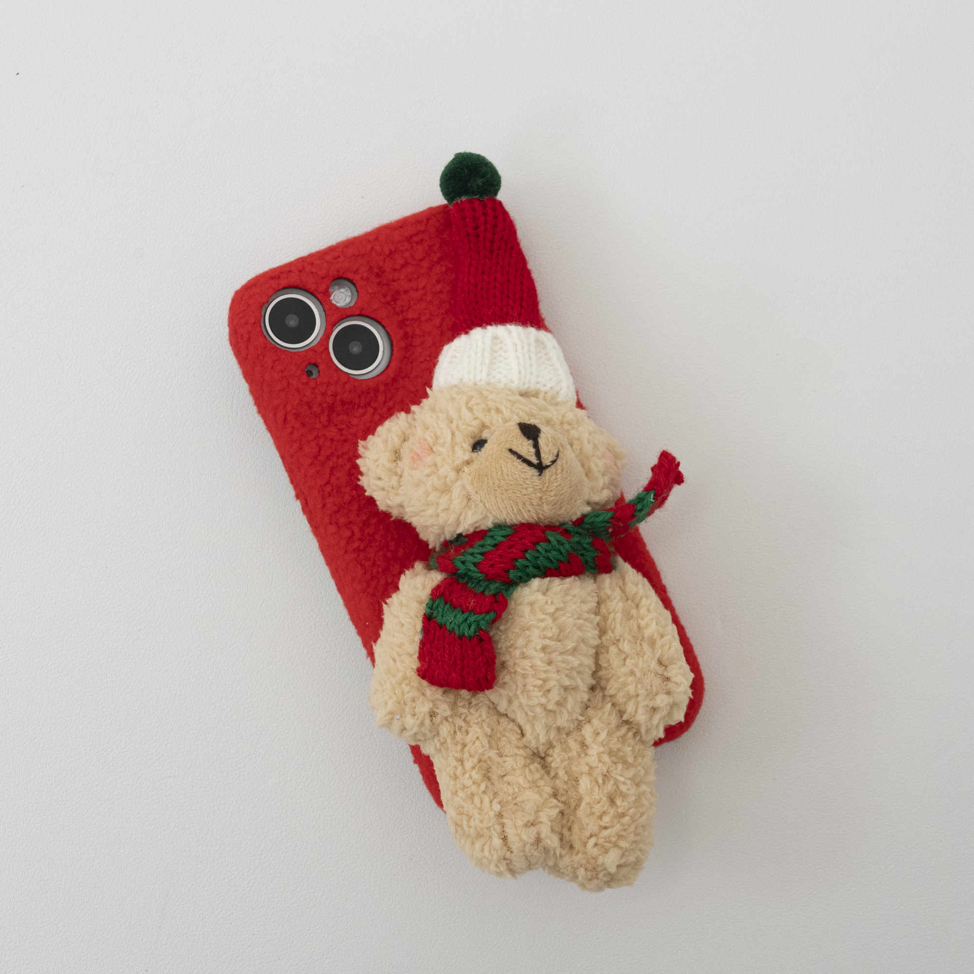 【クリスマス特集】「ぬいぐるみの熊」iPhone対応スマホケース｜メリークリスマス|undefined