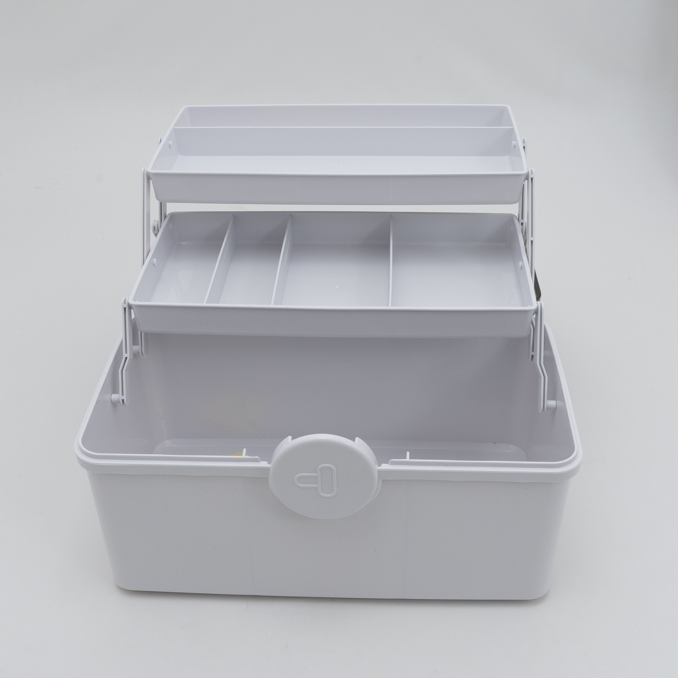 救急箱｜3段式の折り畳みボックスのため沢山の物を綺麗に収納することが可能です。|undefined