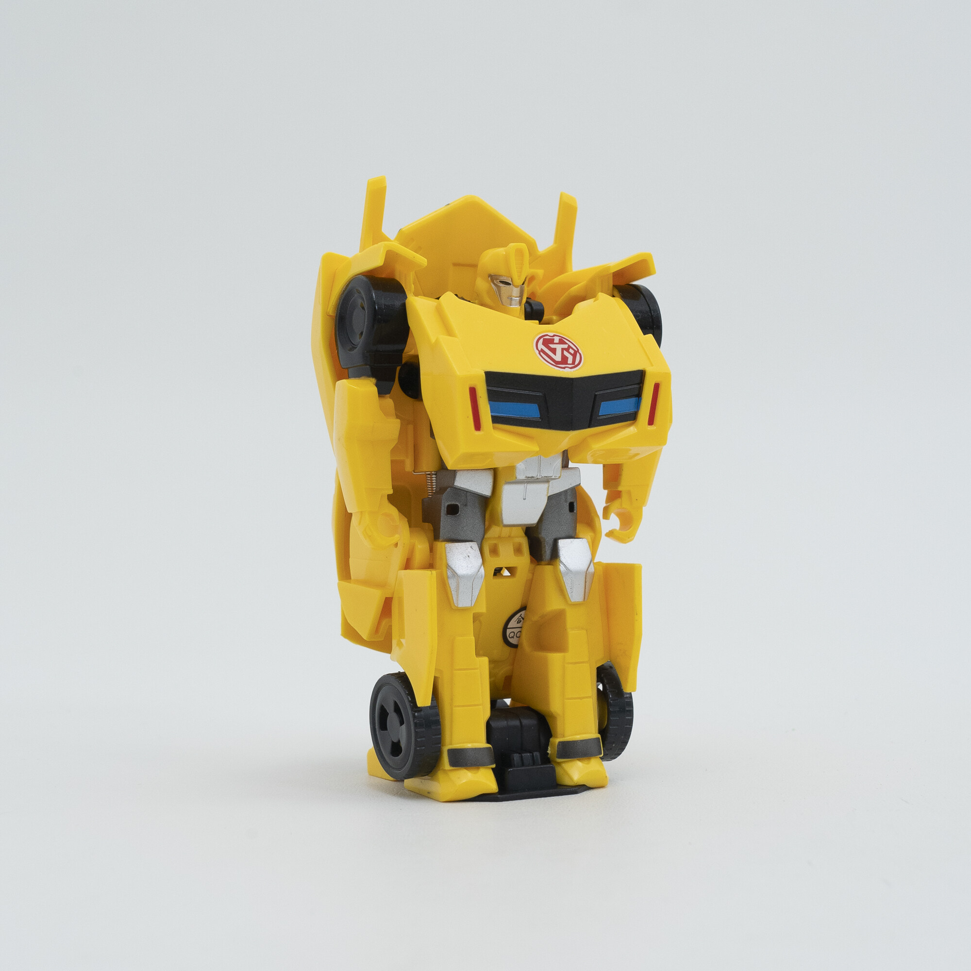 変形ロボットおもちゃ｜ロボットや車の形状を自在に変えられるので見た目もかっこいい|undefined