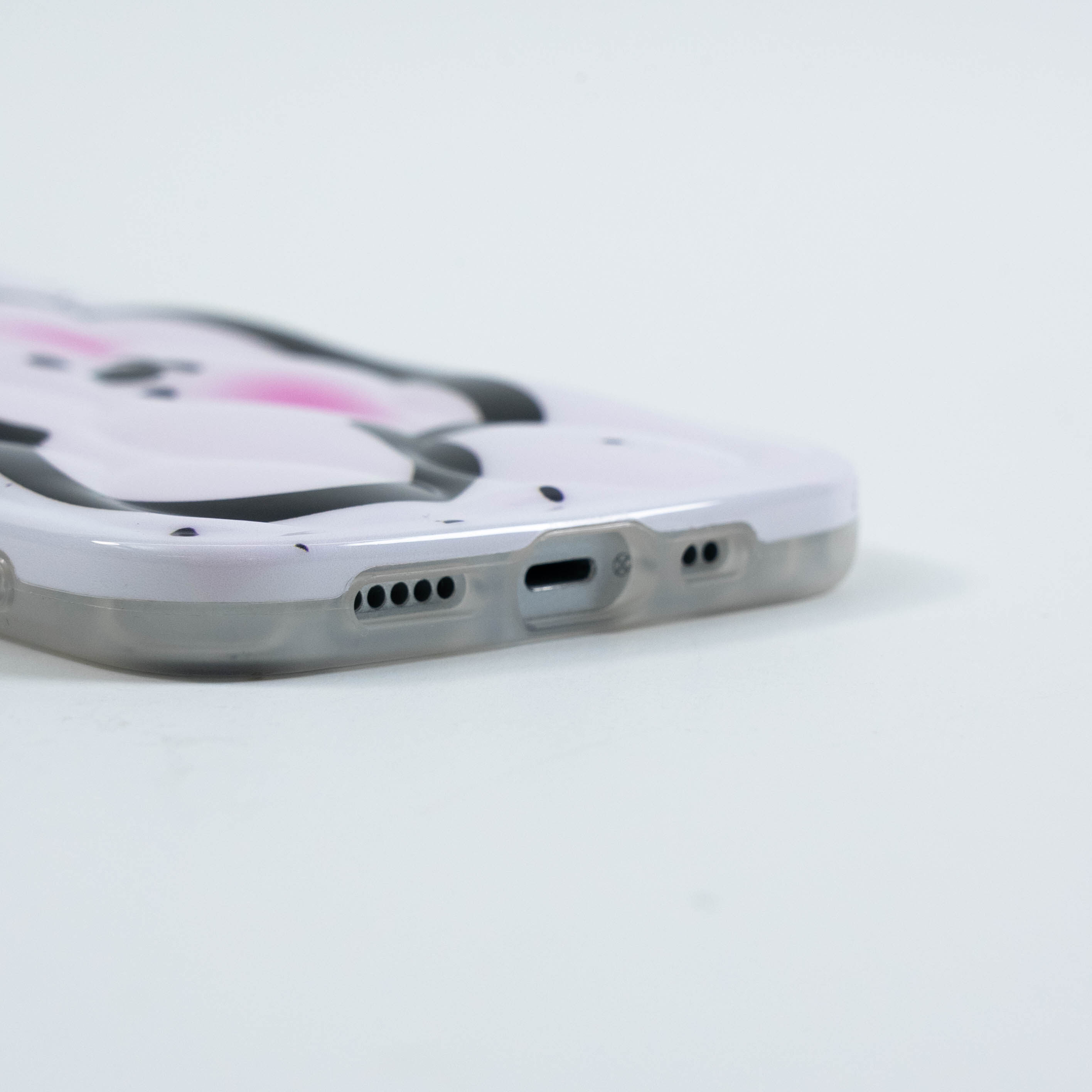 汗をかく熊iPhoneケース｜かわいい大きなくまがあり、ベールピンの色が乙女心が満ち溢れる|undefined