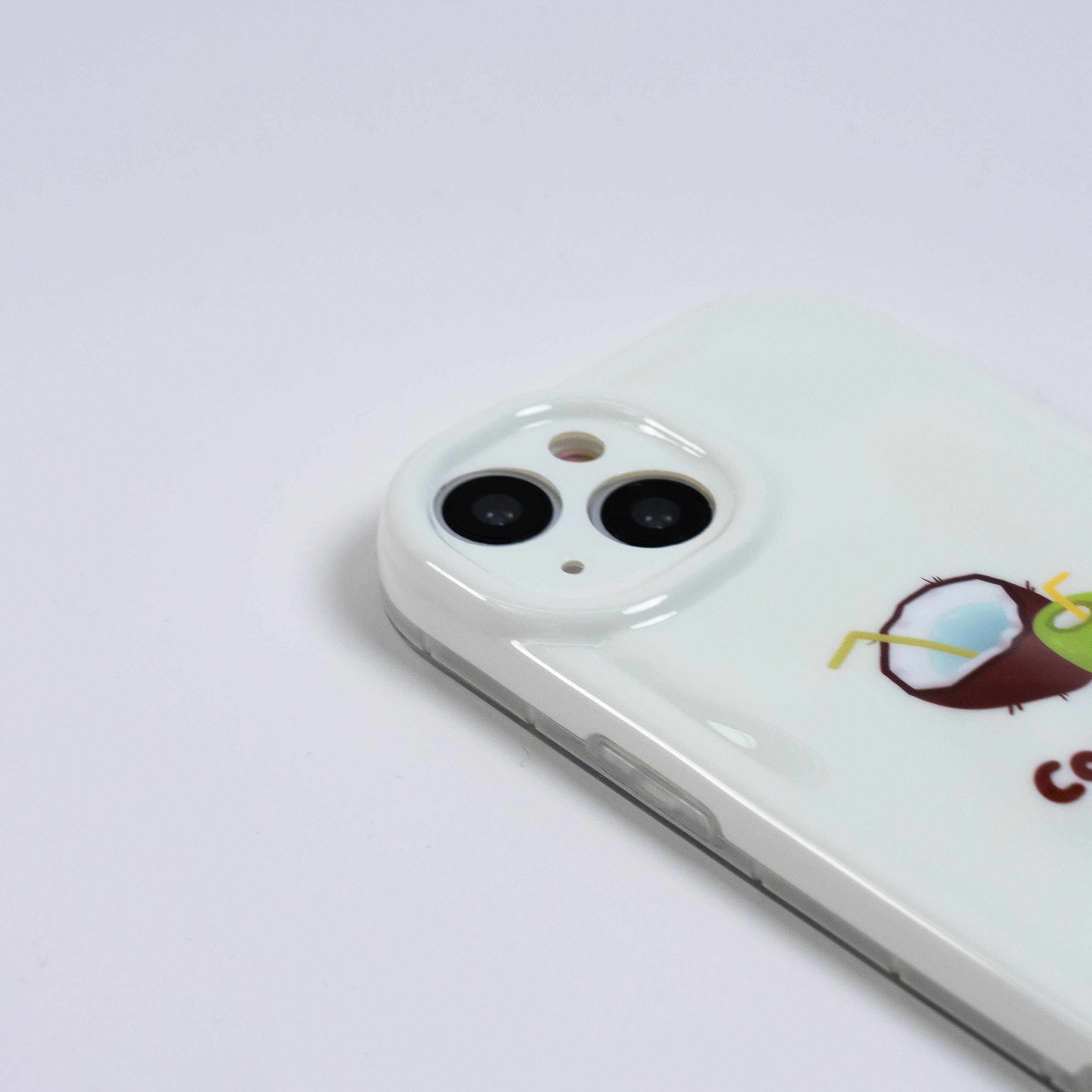 「夏に欠かせない一品」ココナッツ柄の立体的なスマホケース丨見るだけでハワイの海に着いた感じで、果物が好きな方におすすめ|undefined