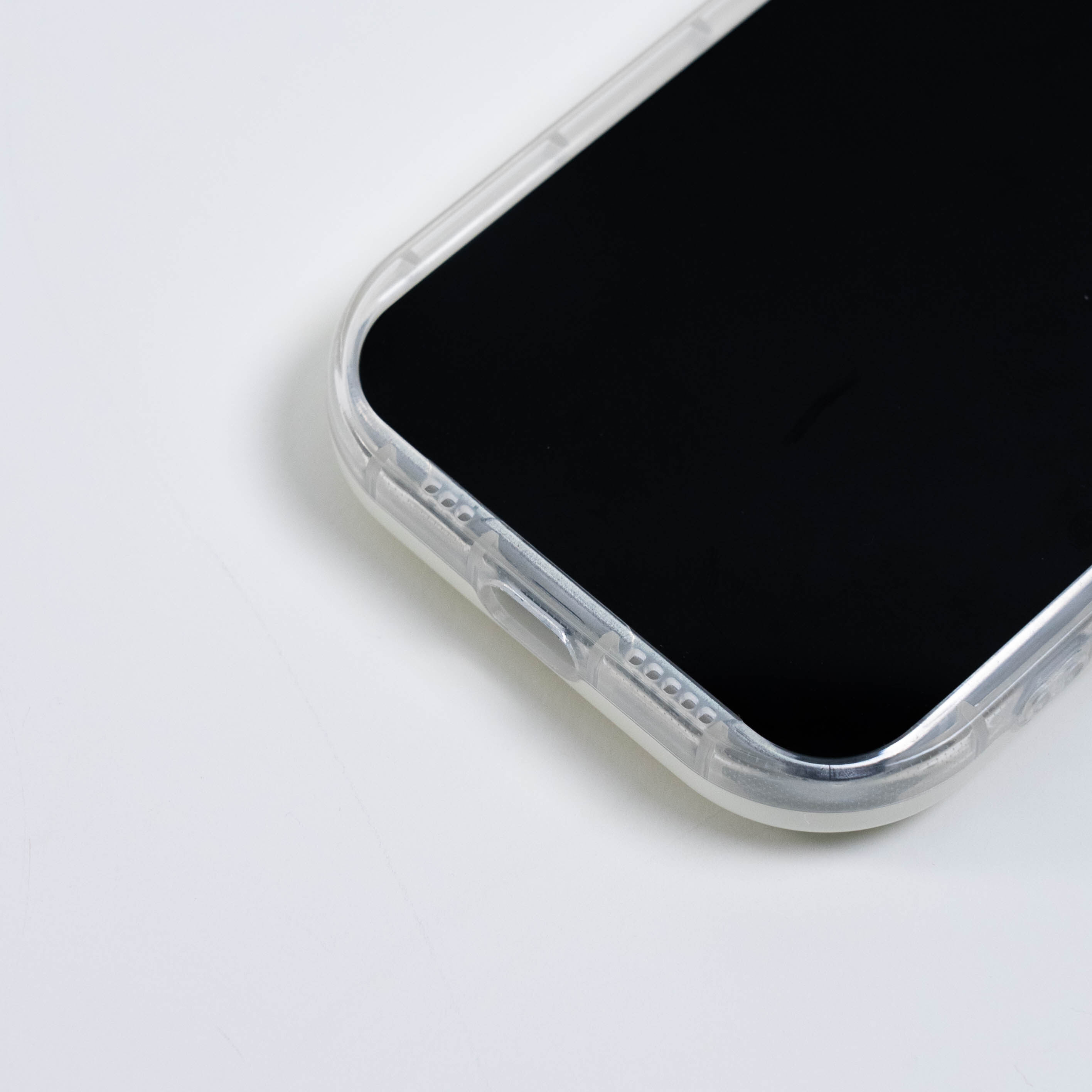 「夏に欠かせない一品」ココナッツ柄の立体的なスマホケース丨見るだけでハワイの海に着いた感じで、果物が好きな方におすすめ|undefined