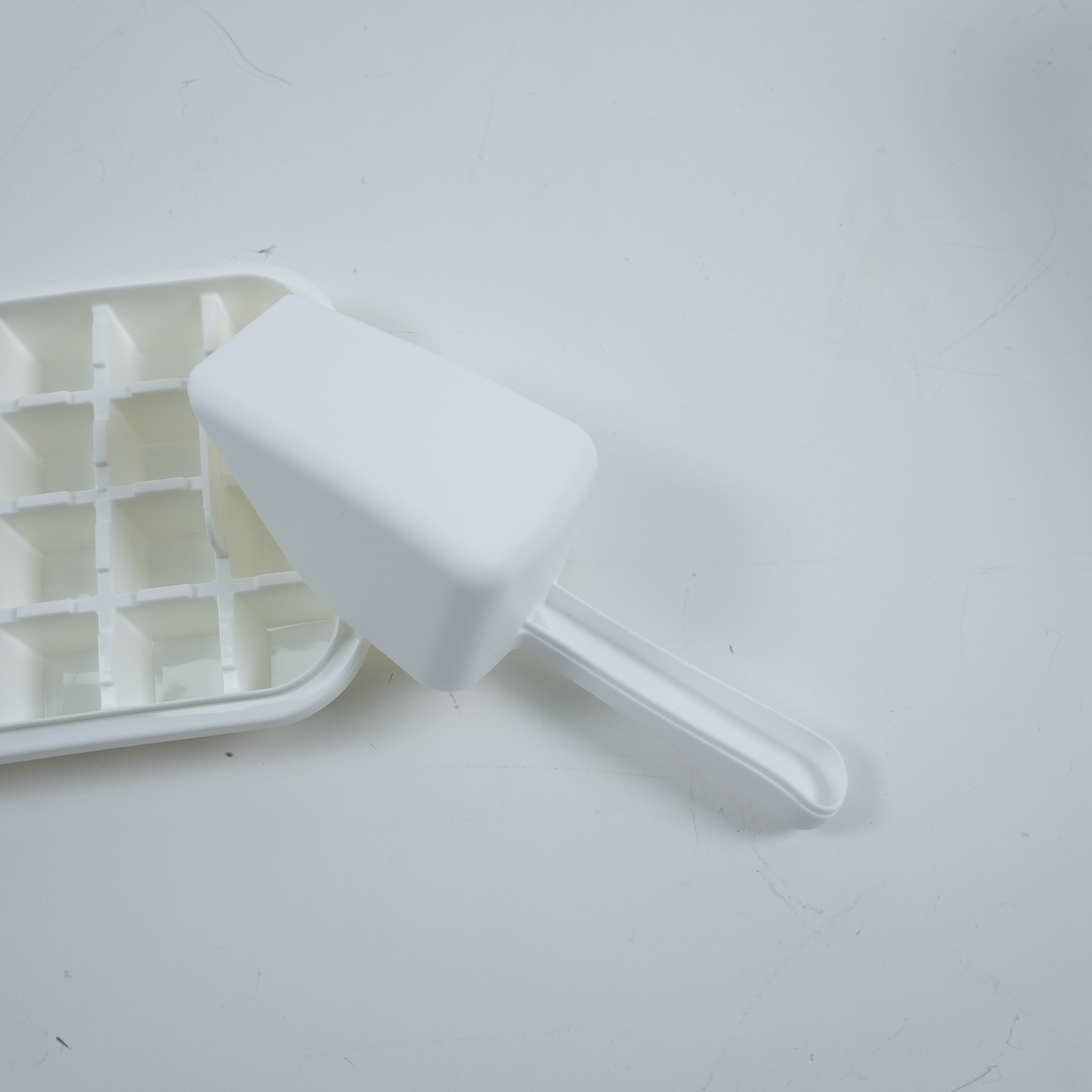 【樹可】製氷皿｜押すだけですべての氷が解放|undefined