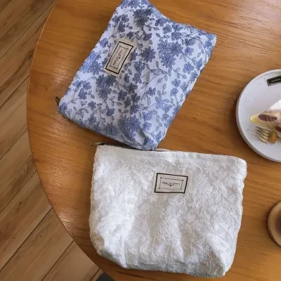化粧ポーチ レディース｜中国風刺繍布化粧品バッグレディースクラッチバッグファブリックストレージバッグバッグ新鮮な文学的な無地の色で無地