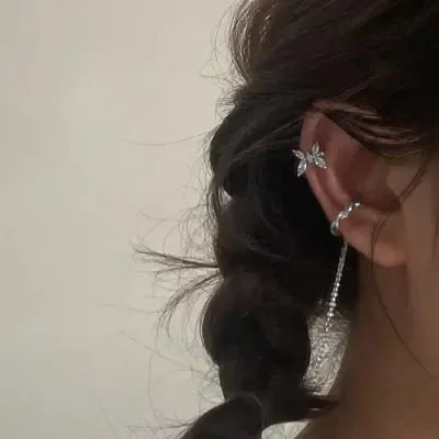 イヤリング｜高級感・おしゃれ・優雅・かわいい・レディース・蝶・ファッション・ins