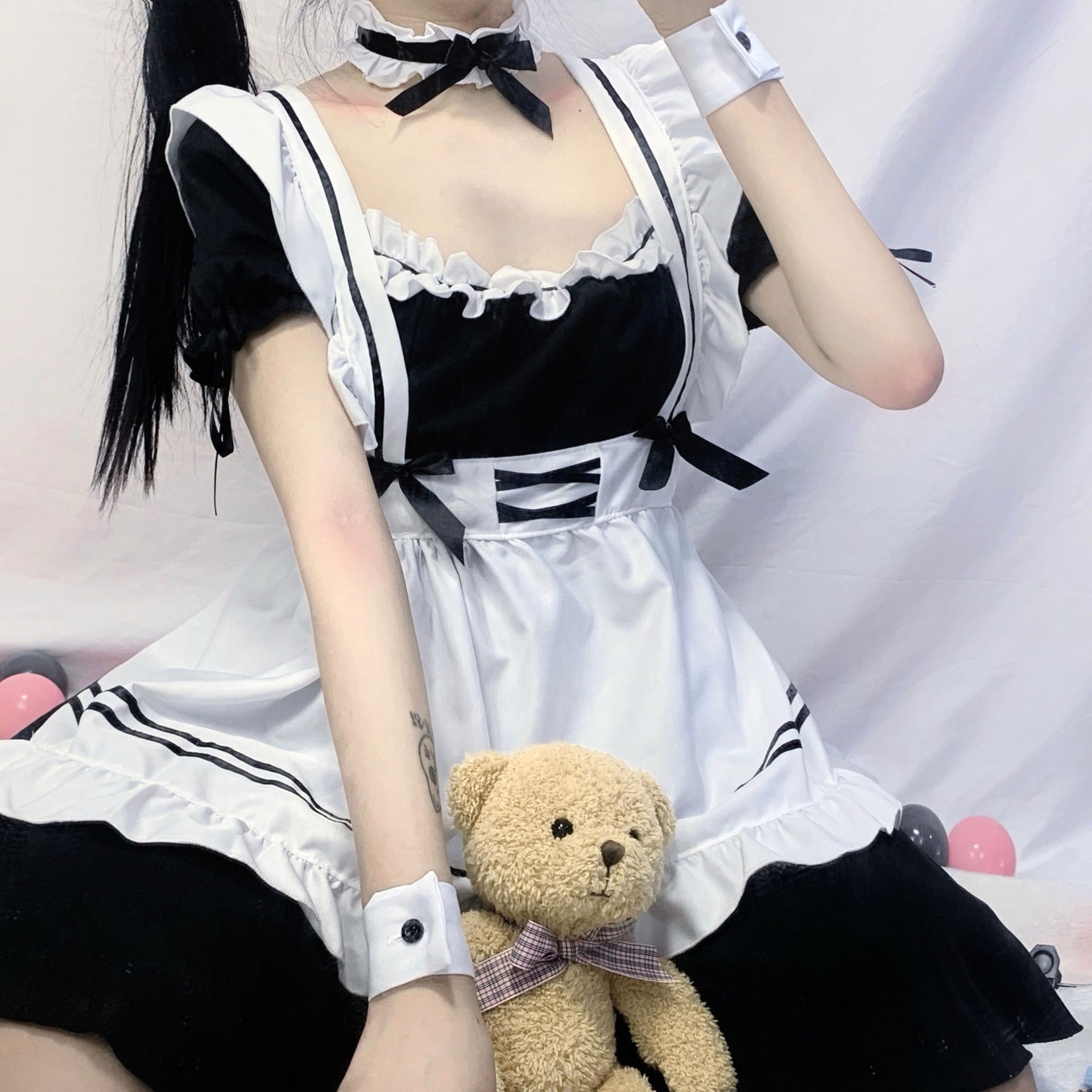 『8点セット』メイド服｜ハロウィーン・コスプレ衣装・可愛いメイドのコスチュームならコレ！|undefined