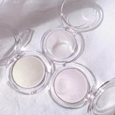 bueqcy ハイライト｜ラメ入り・顔に自然な立体感を与える・華やかな・使いやすい・携帯便利・高密着・コスメ・化粧必要