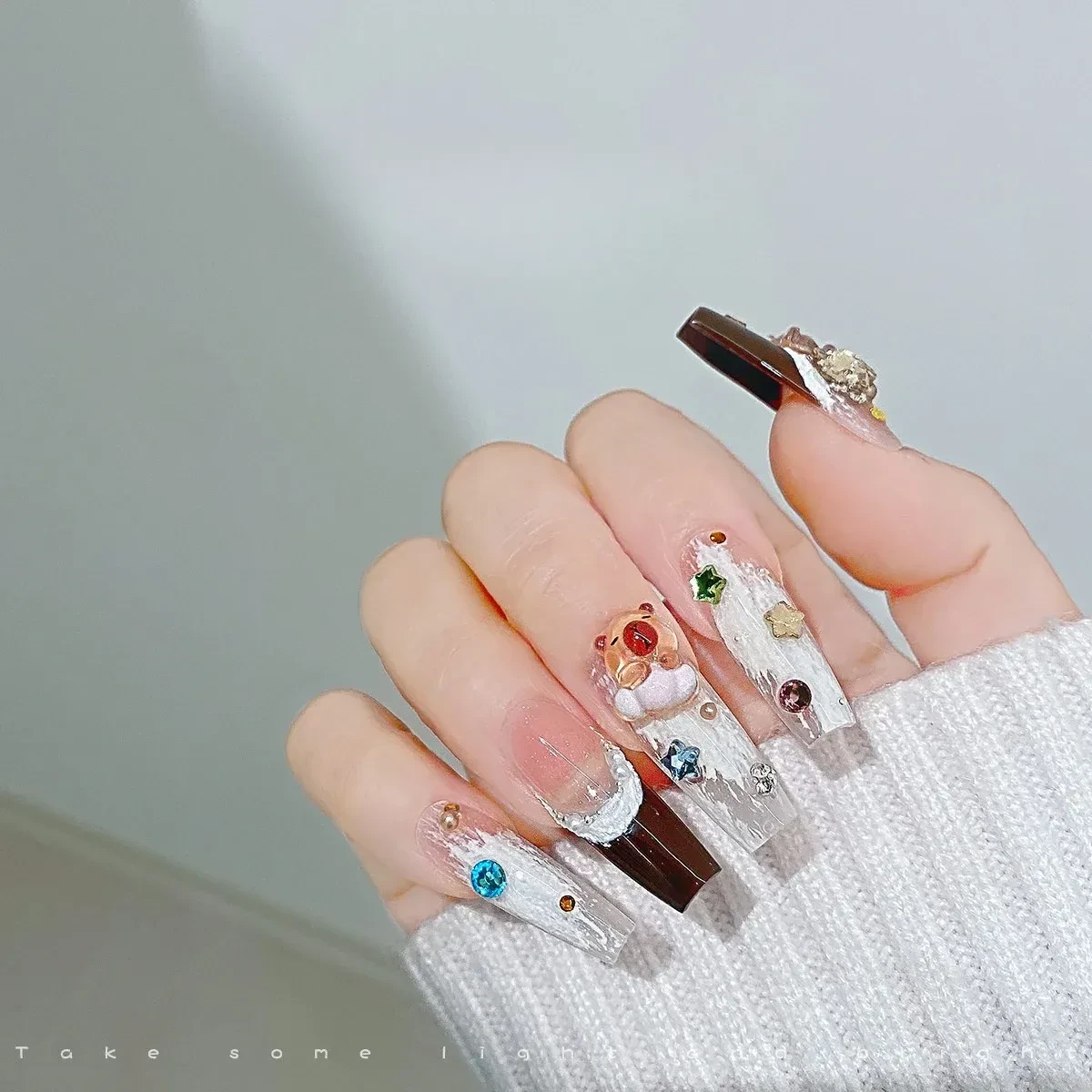 ネイルパーツ・カピバラ|アクセサリー・約20個入・ランダム ネイルパーツ・カピバラ|アクセサリー・約20個入・ランダム