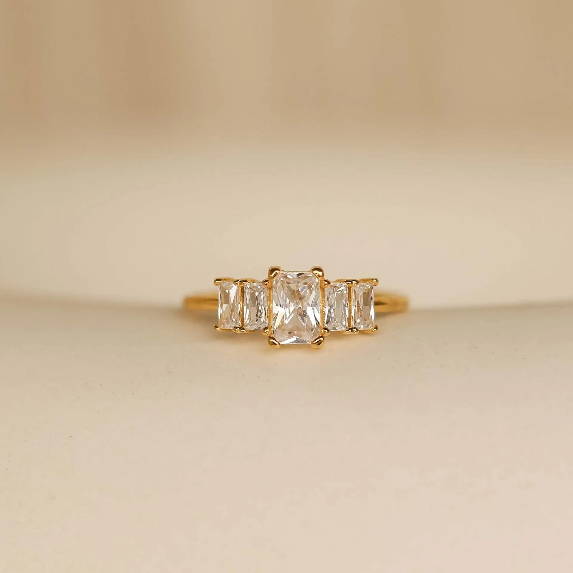 O1CN01ZF6tZ7271bHLCb2Iw_!!2212092137737-0-cib.jpg?x-oss-process=image/format,webp