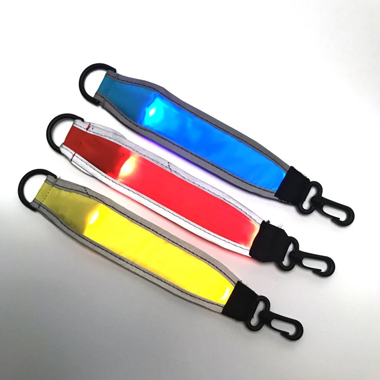 ナイトマーカー LED|  光る 反射バンド 反射板 キーホルダー ライト 両面発光  蛍光 防水 電池式 バックパック リフレクター 子供  充電式 LED |undefined