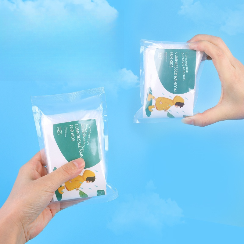 使い捨てレインウェア｜3点セット・雨具・登山やハイキングに・防風・防水・コンパクト・梅雨対策|undefined