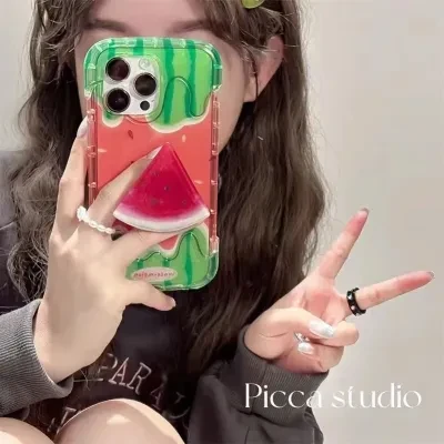 ワクワク広場 iphone用スマホケース｜スイカ・スタンド付き・iPhone14ケース・夏・落下防止・かわいい