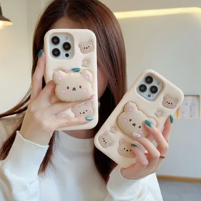 iPhone用スマホケース｜15Pro対応・シリコン素材・柔らかい・女性向け・カバー・くま・かわいい