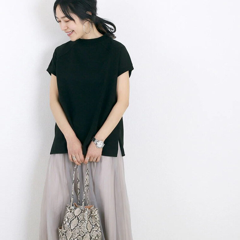 Tシャツ｜夏・綿・短袖・女性Tシャツ・フランス風・サイドスリット・上着・女性・服|undefined