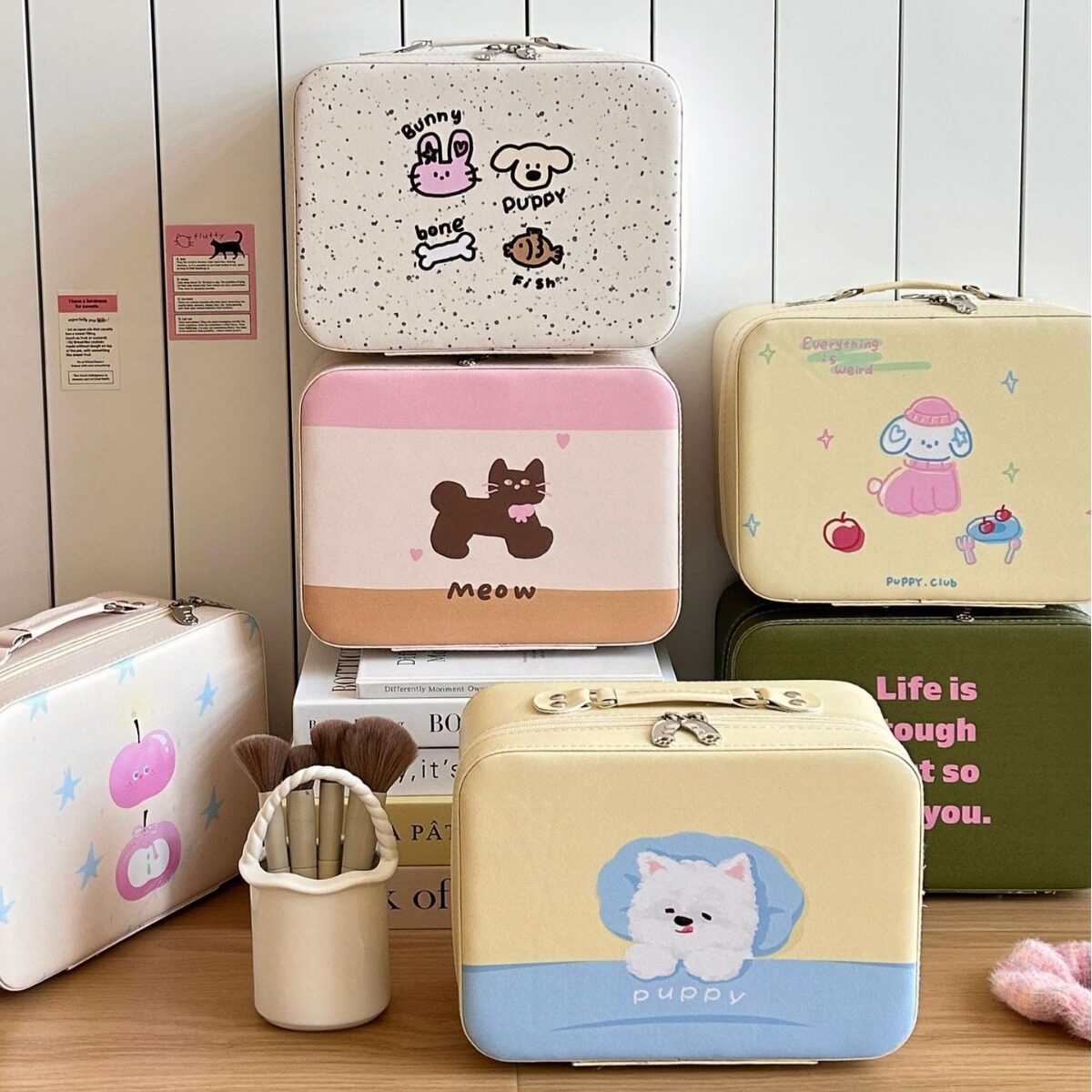 727902980413755392.png?