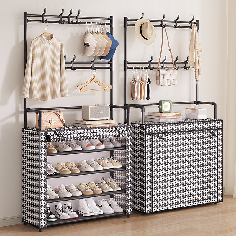 【ゆうちゃん】ミキハウスのハンガーラック【ハンガー付】 ゆうちゃん様専用】ミキハウスのハンガーラック【ハンガー付】