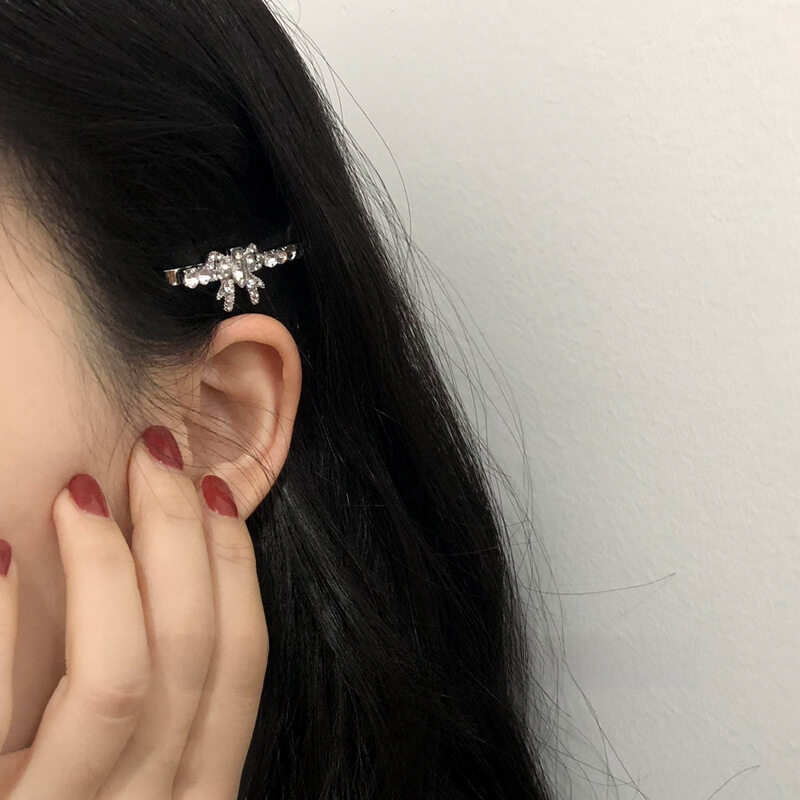 ヘアクリップ｜リボン・キラキラ・IVE・ウォニョン・前髪クリップ・エレガント・華やか・魅力的|undefined