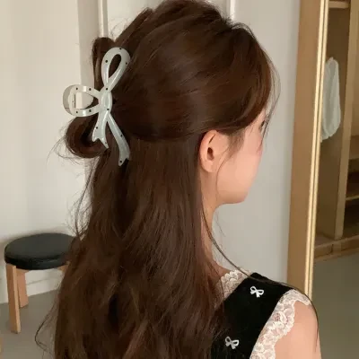 ヘアクリップ｜黒白ドット・リボンクリップ・ヘアクリップ・サメクリップ・アップスタイル・ヘアアクセサリー・甘い