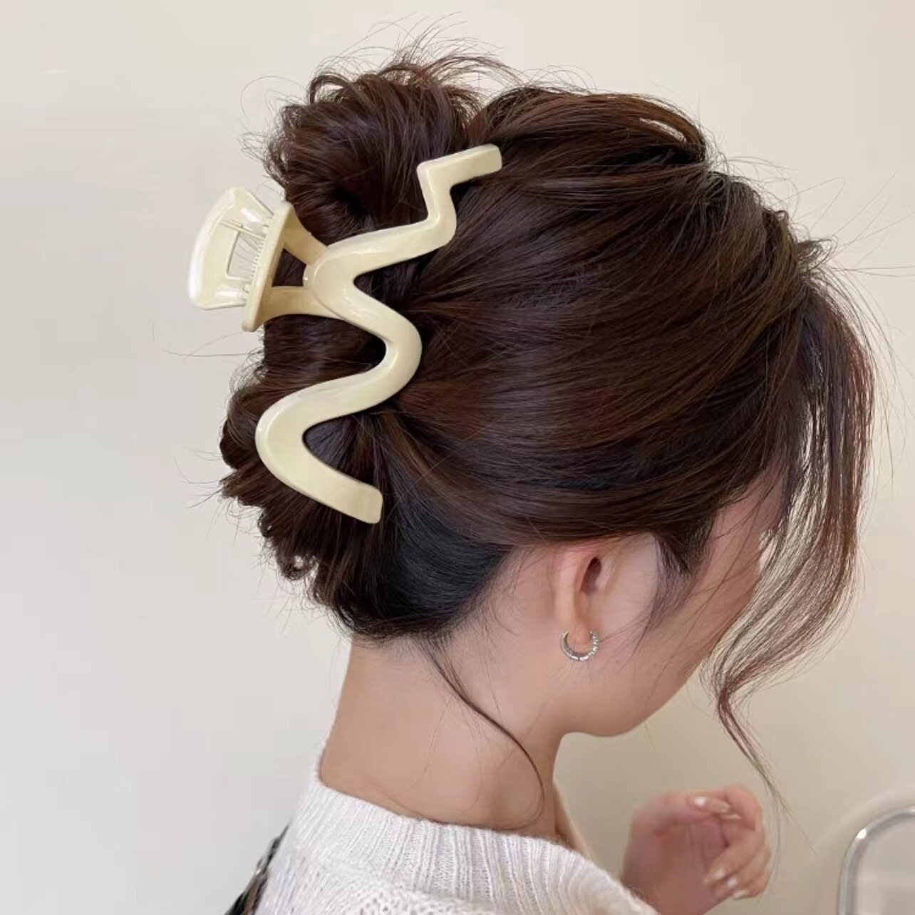 ヘアクリップ｜波浪型・大きめ・多毛・ヘアクリップ・2023年新作・後頭部用・小さめデザイン・ヘアアクセサリー・サメクリップ|undefined