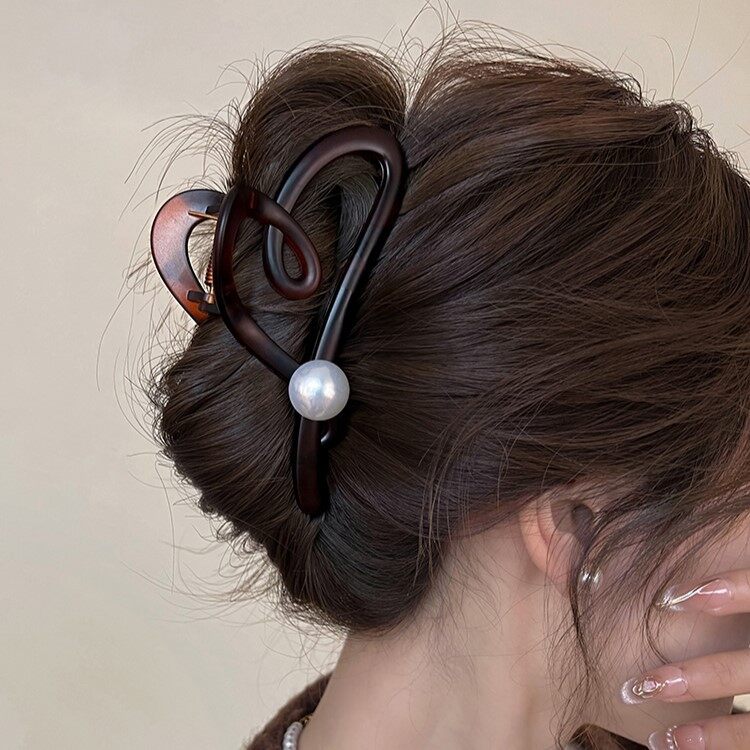 ヘアクリップ｜ハート型・パール・ヘアクリップ・大サイズ・後頭部用・シャーククリップ・エレガント・透かしデザイン|undefined