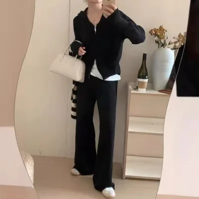セットアップ｜ファッション・リラックス・フード付き・ゆったり・ワイドパンツ・ニット・秋冬