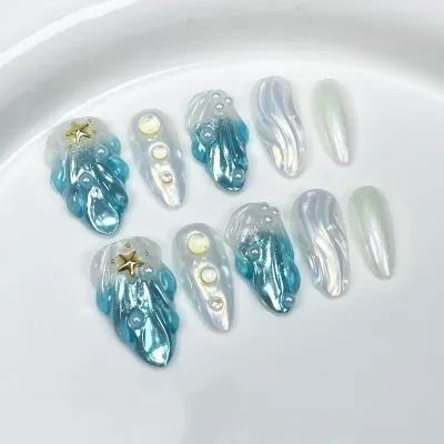 ネイルチップ｜手作り・夏・涼しさ・貝殻・アイス・オーロラ・キャッツアイ・アーモンド・華やか
