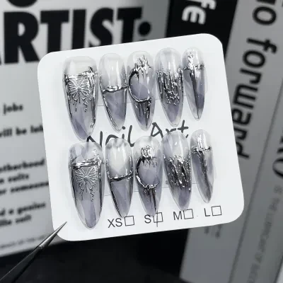 ネイルチップ｜手作り・着用ネイル・水彩・浮彫り・メタリック・蝶・着用式・美しい