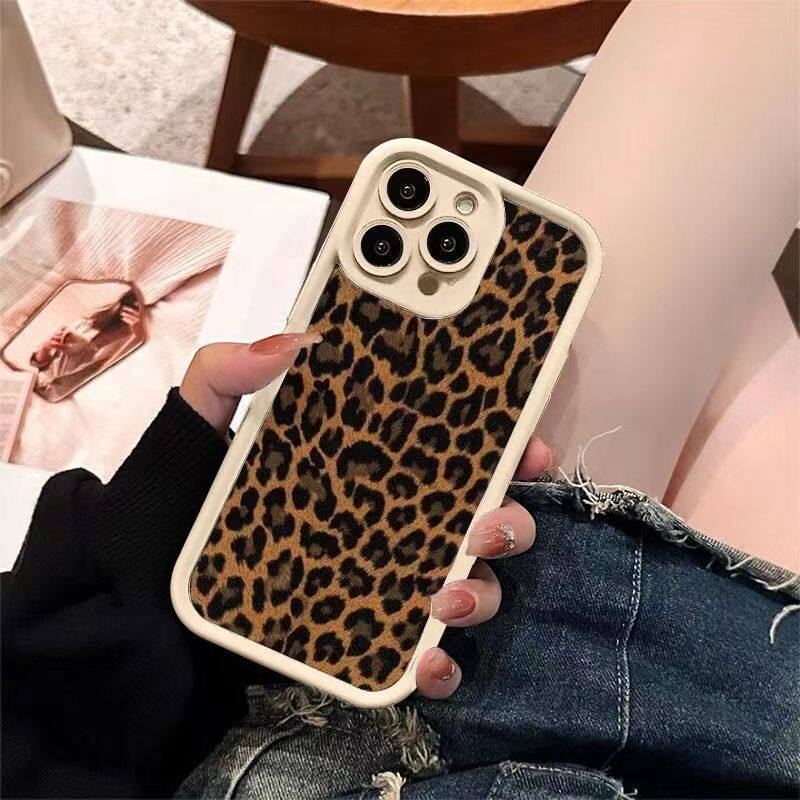 ブラウンヒョウ柄スマホケース｜衝撃吸収・iPhone15Plus・iPhone14ProMax・iPhone13・iPhone12・高級・XS対応|undefined