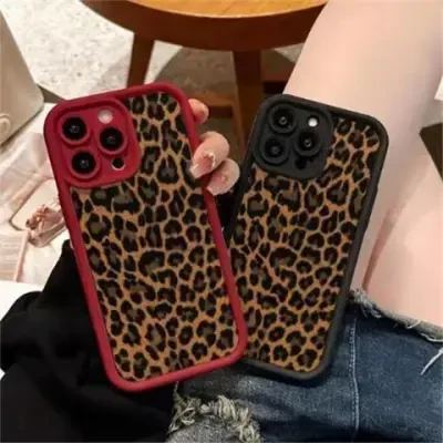 ブラウンヒョウ柄スマホケース｜衝撃吸収・iPhone15Plus・iPhone14ProMax・iPhone13・iPhone12・高級・XS対応
