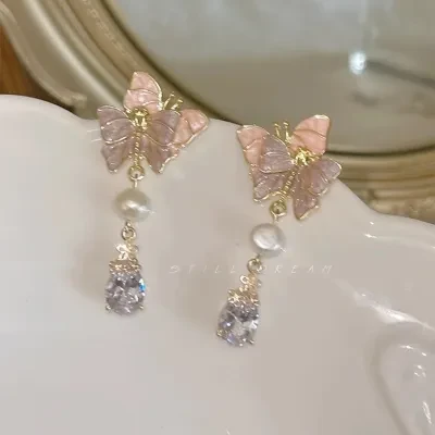 YOOYOOTOWN 耳飾り｜イヤリング・ピアス・蝶々・個性的・エレガント