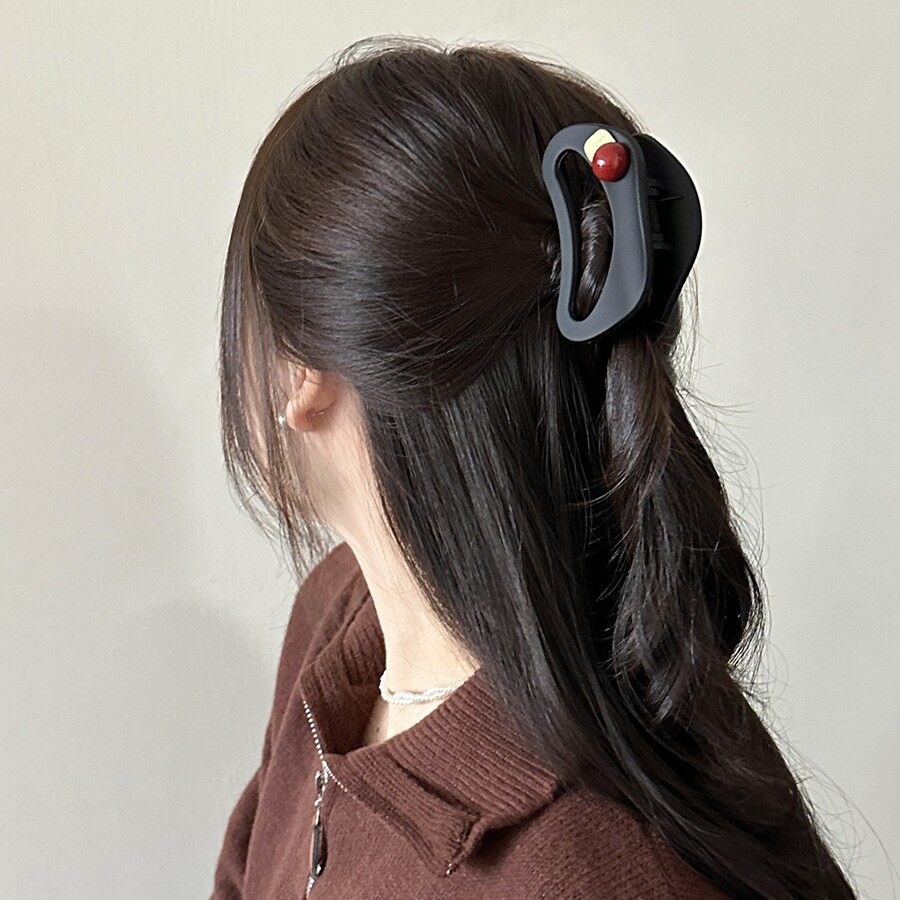 ヘアクリップ｜レトロ・秋冬・大きめ・髪型・おしゃれ・髪飾り|undefined