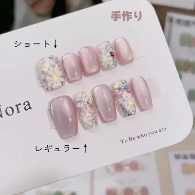手作りネイルチップ｜魅力的・美しい・ネイルチップ・マニキュア・女性・装飾・ネイル・かわいい・つめ・繰り返して使える・取り外し可能