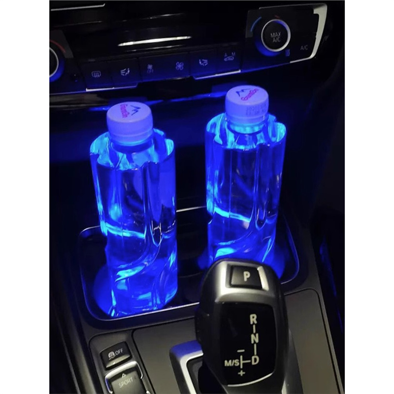 LEDカップホルダー ｜【2点セット】コースター・自動点灯消灯・イルミネーション ・車載用・USB充電・防滑・七色|undefined