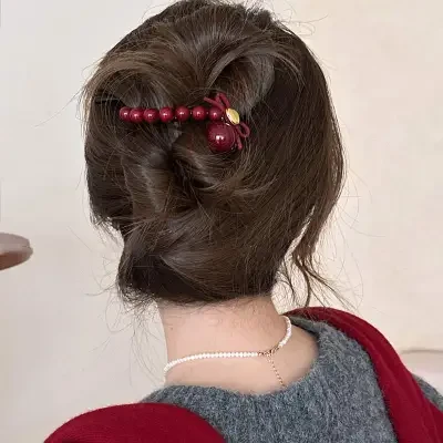 ヘアアクセサリー｜ バタフライリボン・レッド・レジン・お団子・ツイスト・クリップ・ファッション
