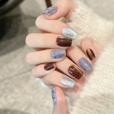 Orange.Nail ネイルチップ｜手描きチェック・ブルー・秋新作・猫目・ハンドメイド・美しさを引き立てる