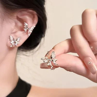 ピアス｜アクセサリー・人気・きれいめ・エレガント・蝶モチーフ