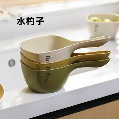 水杓子｜厚手・大きい・長い柄・深い・野菜用・キッチン・壊れにくい・吊るせる・家庭用・プラスチック製