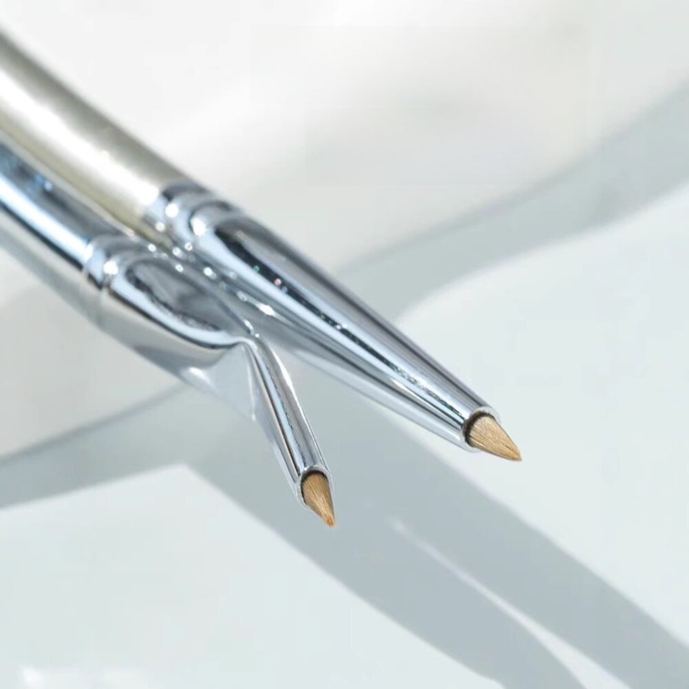 アイライナーブラシ｜目のキワ・涙袋・目尻・細かい部分に最適・美しく繊細な仕上がり・プロ仕様|undefined