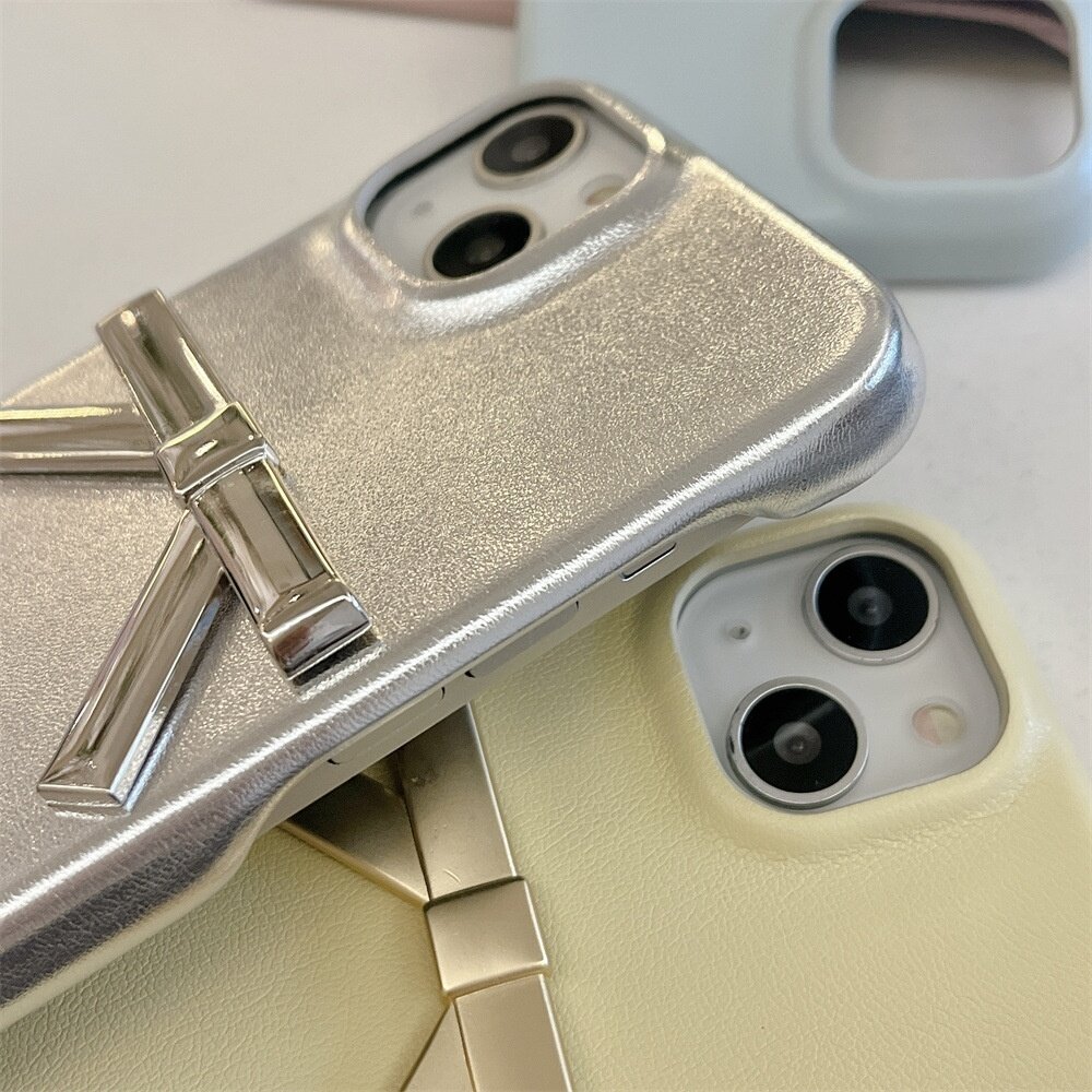 iPhoneケース｜スマホケース・メタルシルバー・マットゴールド・蝶結び・シンプル・おしゃれ・大人可愛い|undefined