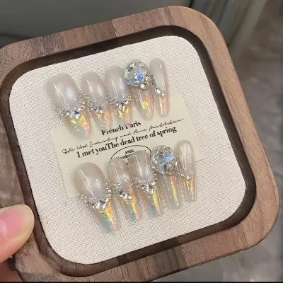 ネイルチップ｜つけ爪・ハンドメイド・高級感・キラキラ・キャッツアイ・取り外し可能・ピュア・上品