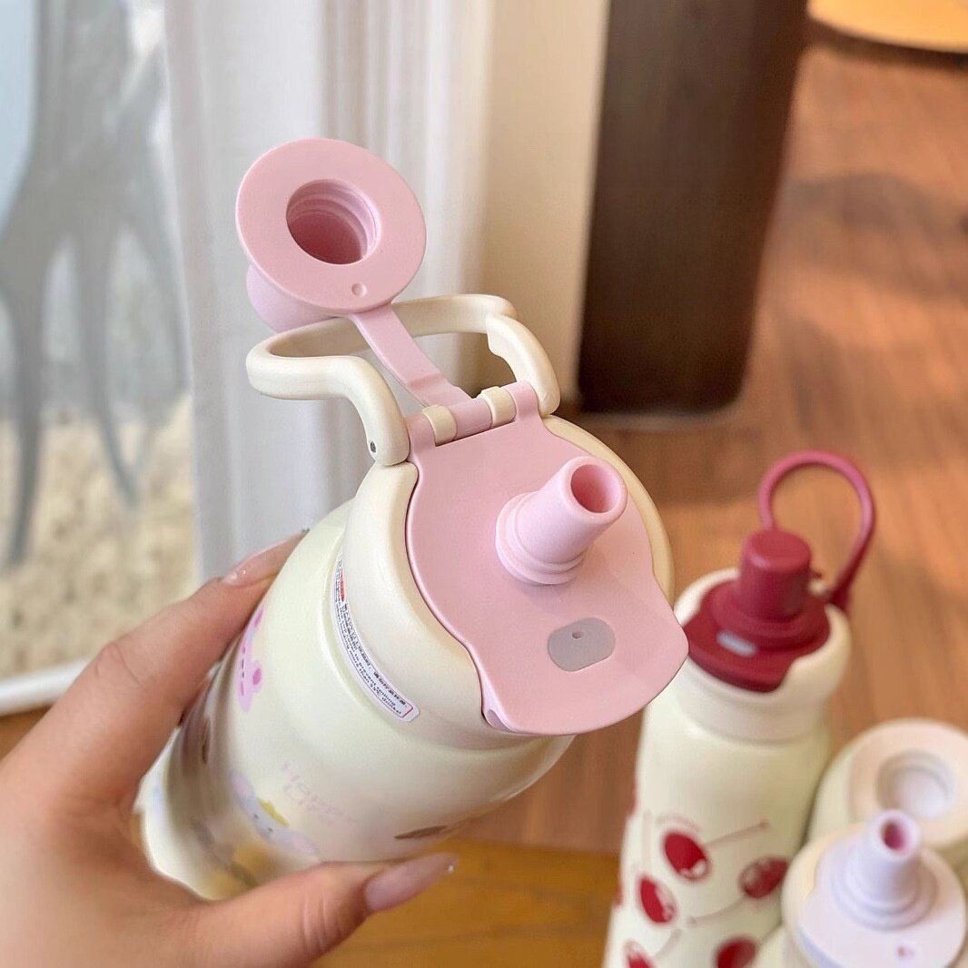 水筒・620ml・保温保冷・大容量・ストロー付き・車載可能・おしゃれ・かわいい・女子・持ち運び便利|undefined