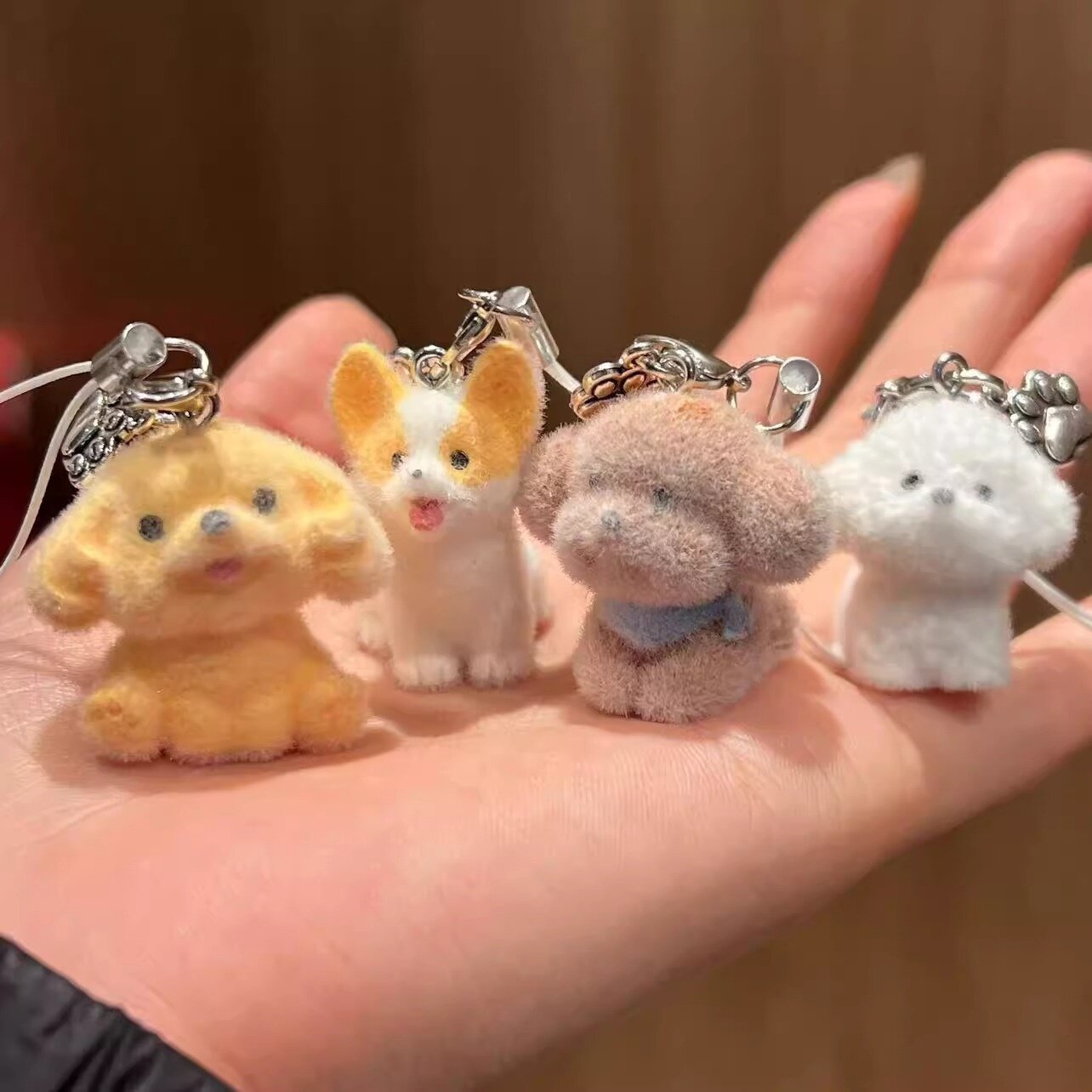 テディ犬・犬キーホルダー｜スマホ飾り・DIYアクセサリー・チャーム・パーツ・可愛い・キュート・樹脂製・植毛加工・立体・漫画風|undefined
