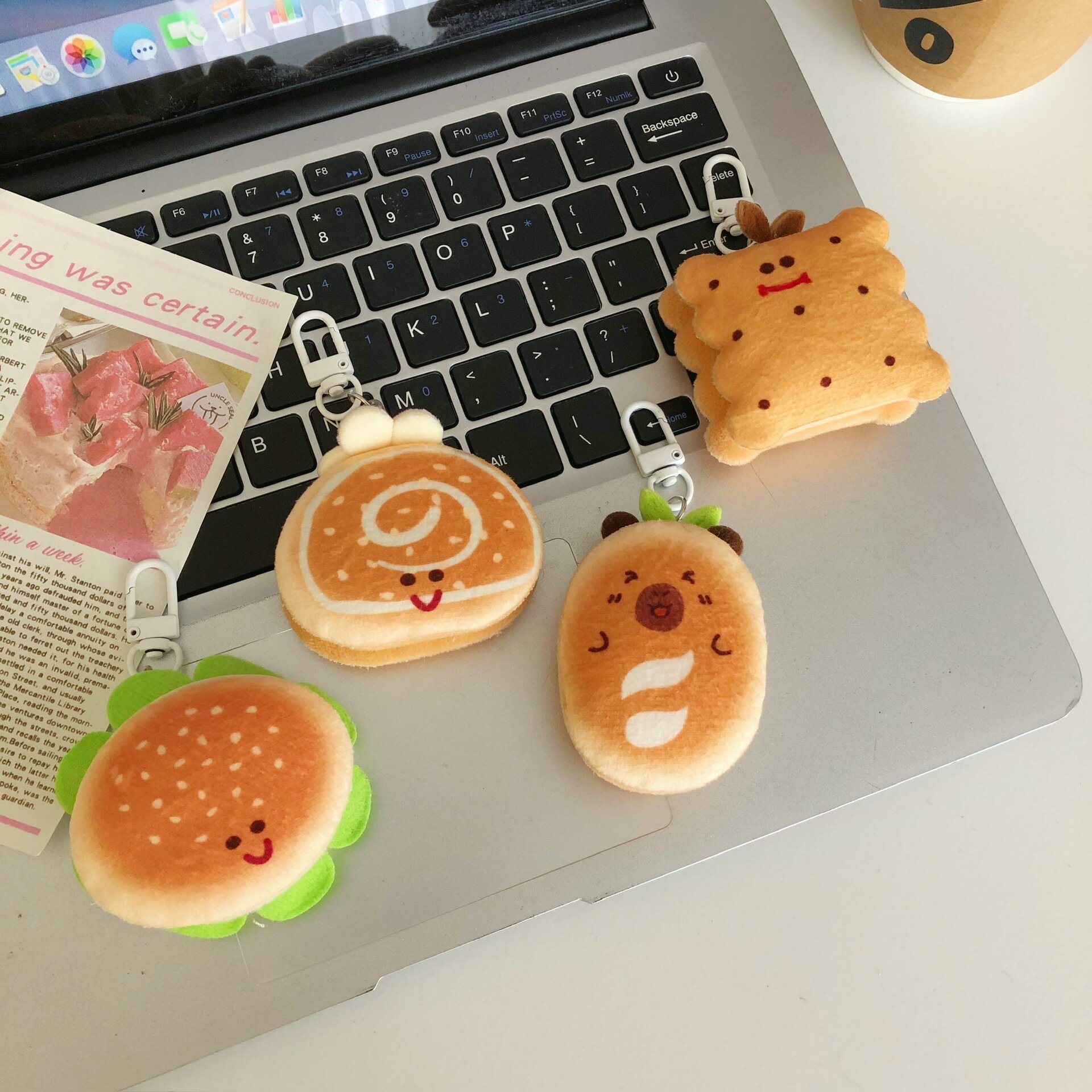 キーホルダー・ハンバーガー・パン・ぬいぐるみ｜バッグチャーム・マスコット・食品サンプル風・かわいい・おしゃれ|undefined