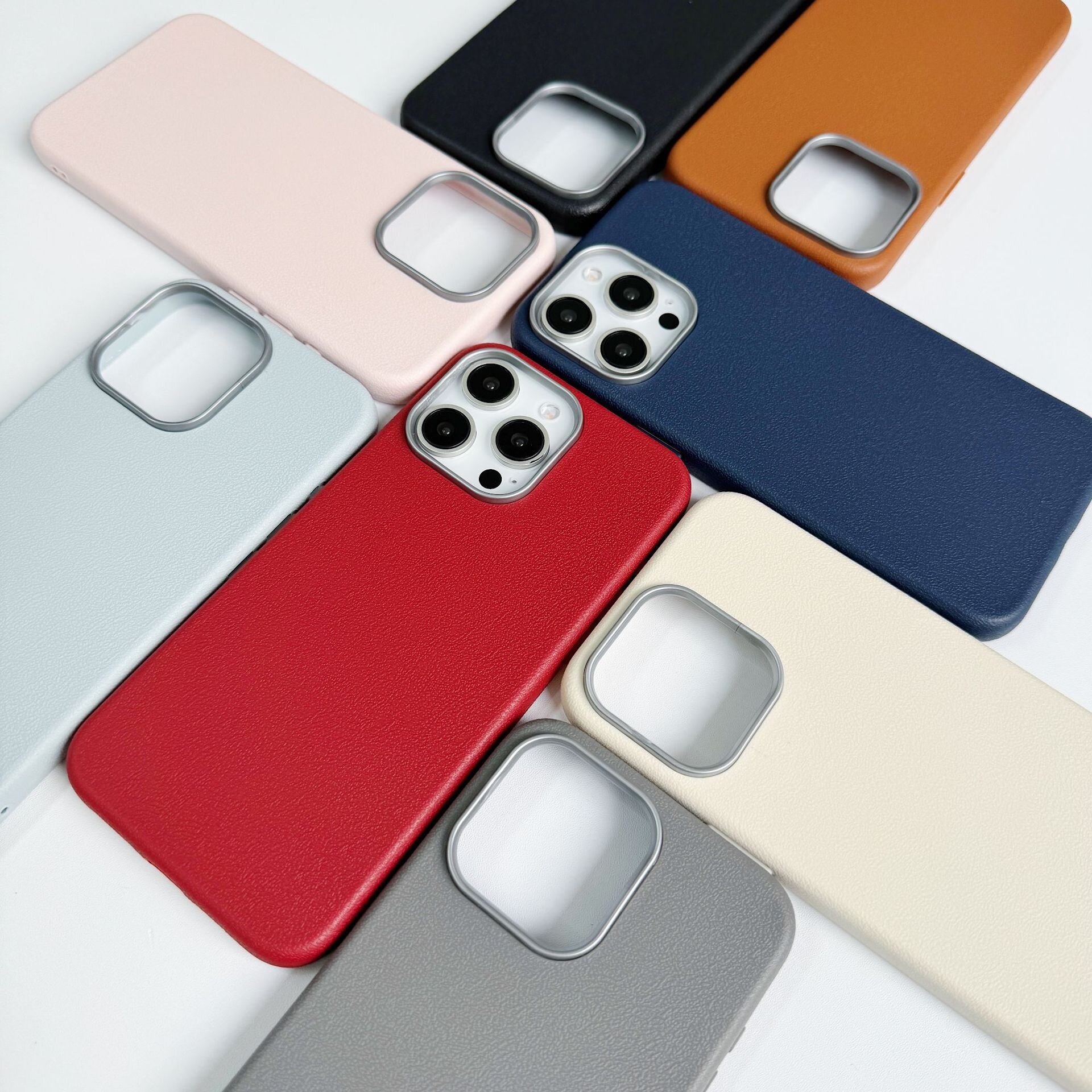 スマホケース｜iPhone 16・レザーテクスチャ携帯電話ケース、オールインクルーシブ落下防止・塗装可能・プレーンレザーソフトシェル素材|undefined