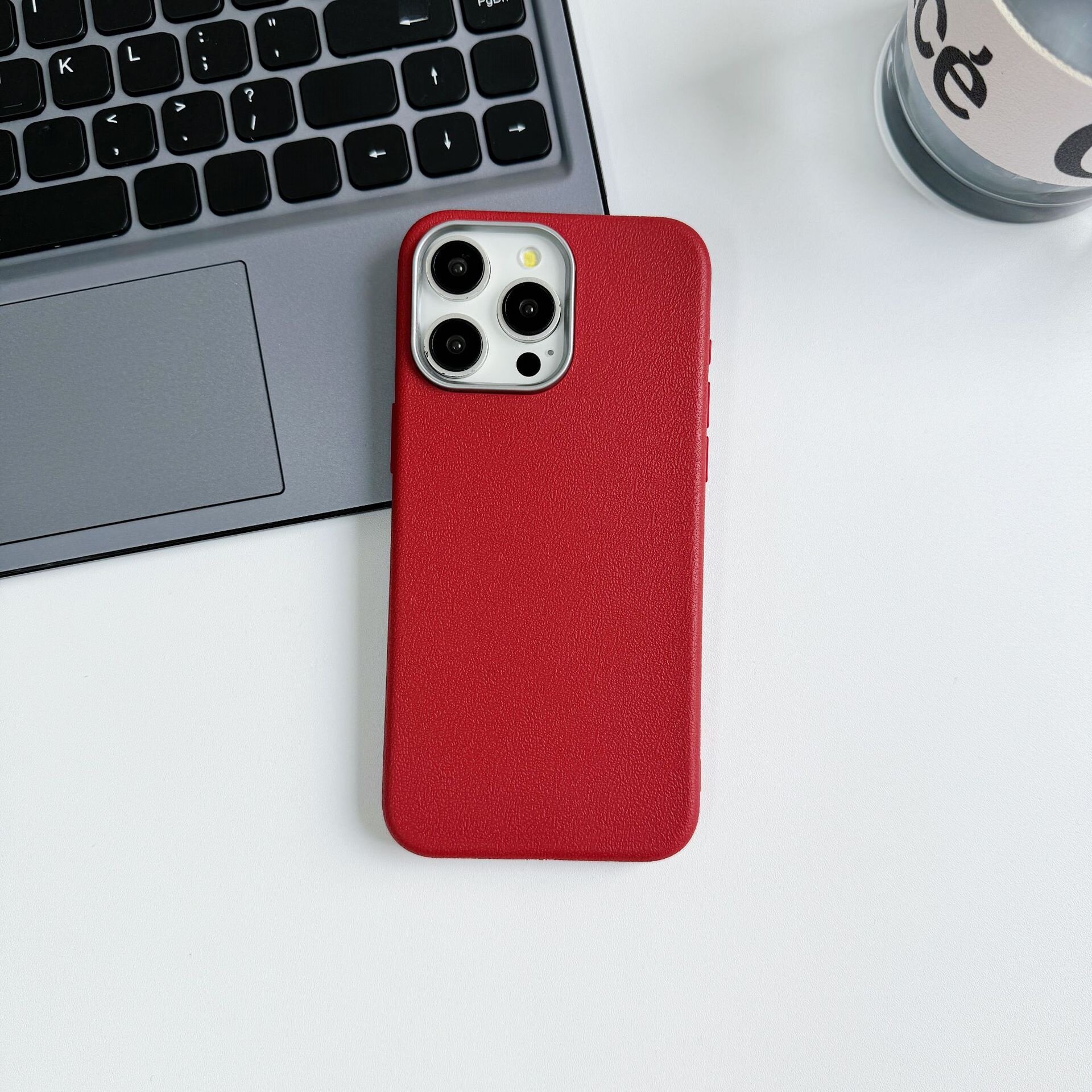 スマホケース｜iPhone 16・レザーテクスチャ携帯電話ケース、オールインクルーシブ落下防止・塗装可能・プレーンレザーソフトシェル素材|undefined