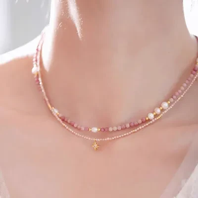 ロードクロサイトと淡水パールのネックレス｜小粒天然石・ヴィンテージ風・輝き・上品